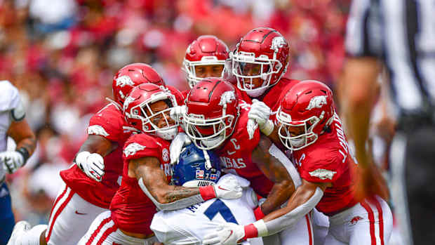 090421-Hogs Defense